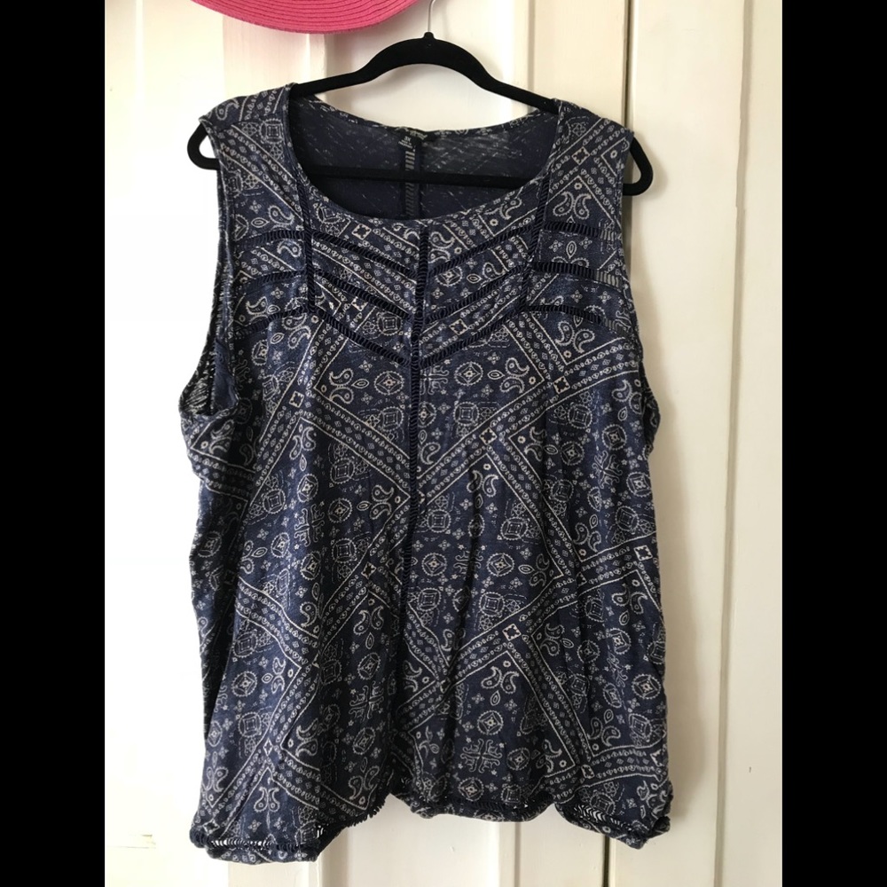 Lucky Brand top with cutout details. Super soft!